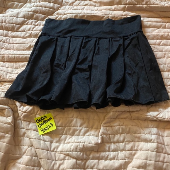 Iheartraves mini skirt - Picture 2 of 2